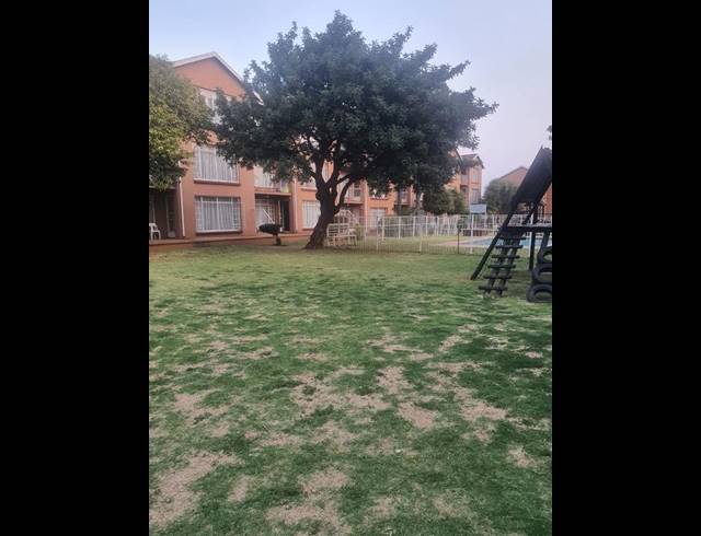 2 BEDROOM APARTMENT FOR SALE IN FLORIDA